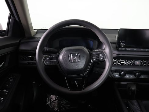 Certified 2025 Honda Accord SE image 38