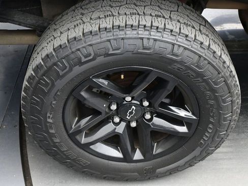 Used 2019 Chevrolet Silverado 1500 LT Trail Boss image 12