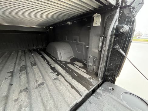 Used 2023 GMC Sierra 1500 Elevation w/ Preferred Package image 34