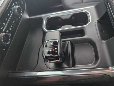 Used 2023 Chevrolet Silverado 1500 LTZ w/ LTZ Convenience Package II AWD/4WD image 16