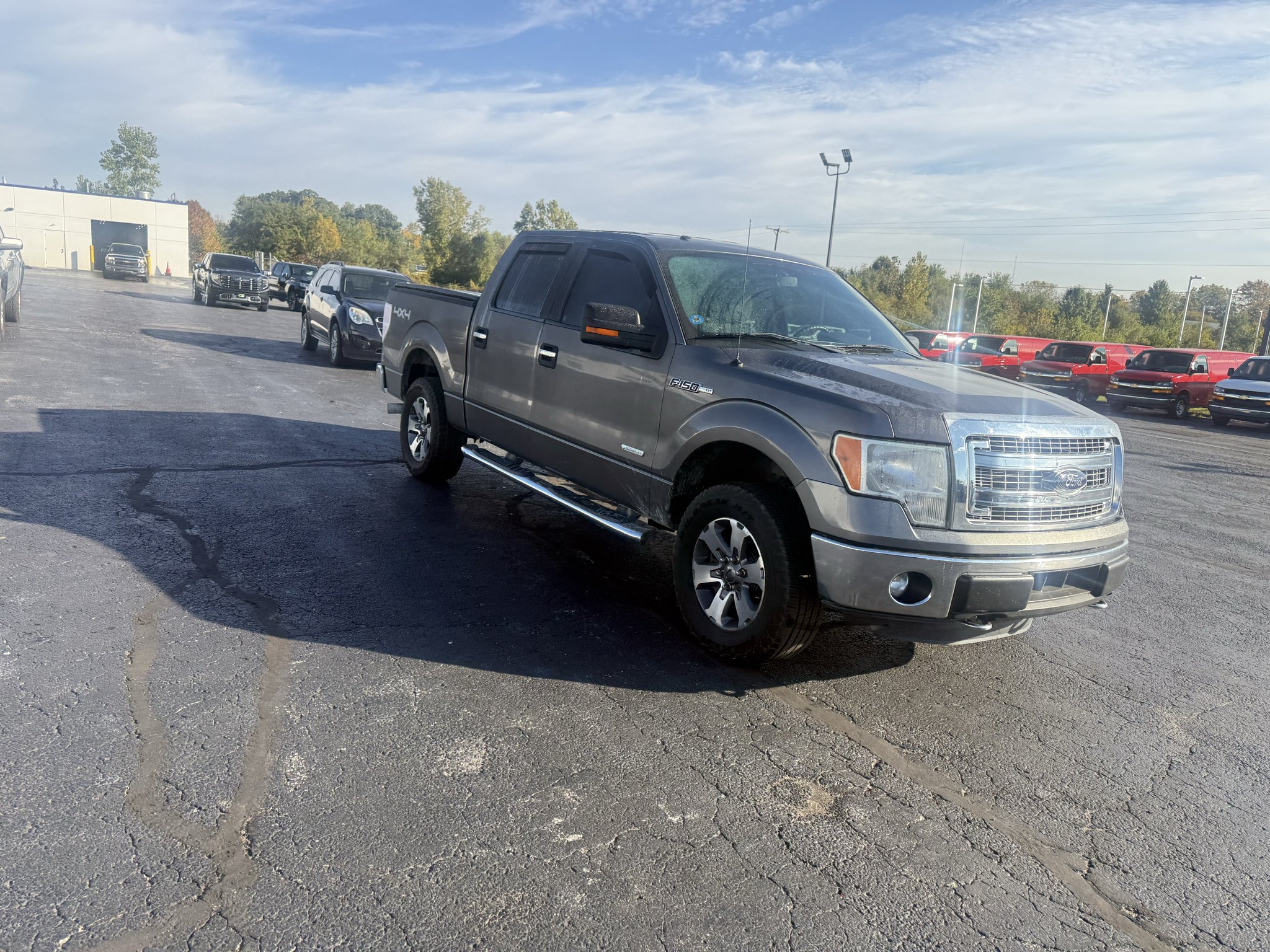 Used 2014 Ford F150 XLT w/ Equipment Group 302A Luxury AWD/4WD image 8