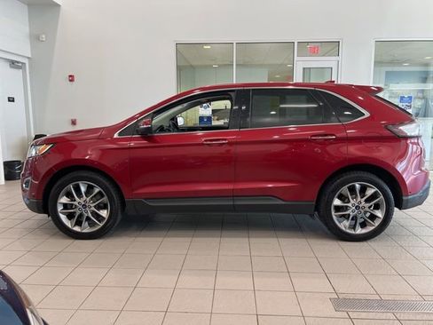 Used 2015 Ford Edge Titanium w/ Equipment Group 302A AWD/4WD image 4