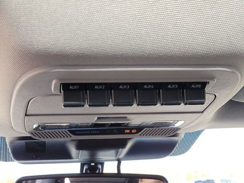 New 2026 Ford F350 Lariat w/ Black Appearance Package image 9