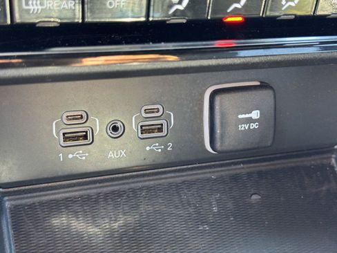 Used 2024 Jeep Grand Cherokee L Laredo AWD/4WD image 26