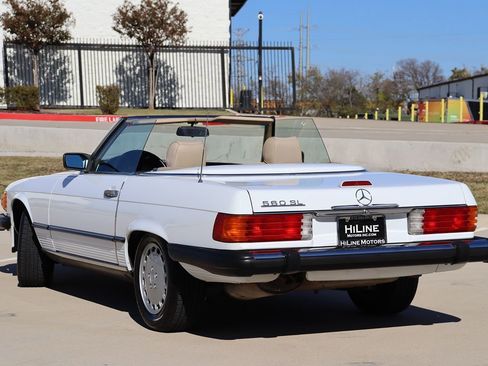 Used 1988 Mercedes-Benz 560 SL image 11