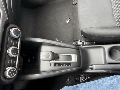 Used 2022 Nissan Versa S FWD image 24