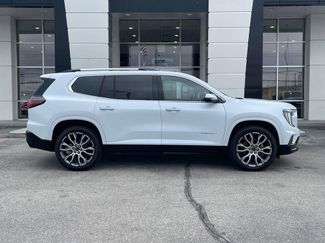 New 2026 GMC Acadia Denali Ultimate w/ LPO, Floor Liner Package video 2