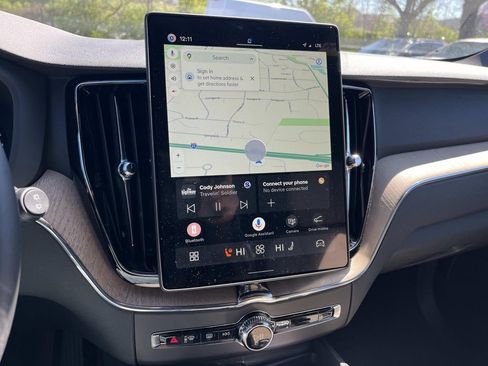 New 2026 Volvo XC60 B5 Plus w/ Climate Package image 27