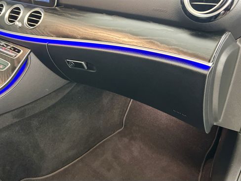 Used 2022 Mercedes-Benz E 350 E 350 image 35