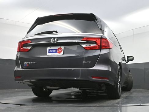 Used 2022 Honda Odyssey Elite image 35