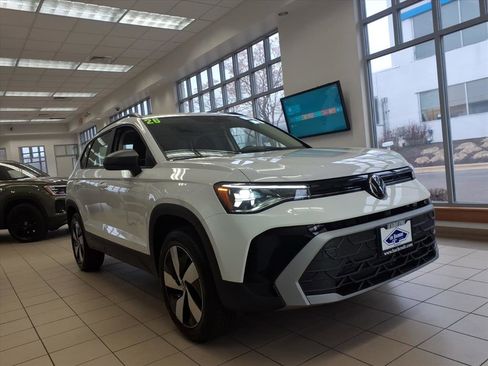 New 2026 Volkswagen Taos S AWD/4WD image 1