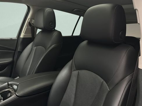 Used 2020 Buick Envision Premium AWD/4WD image 11