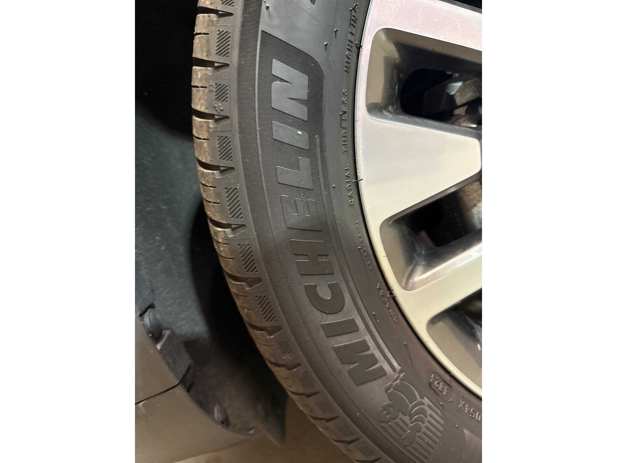 Used 2020 Ford Escape Titanium AWD/4WD image 36