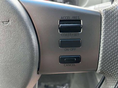 Used 2008 Nissan Frontier SE w/ SE Value Truck Pkg image 31