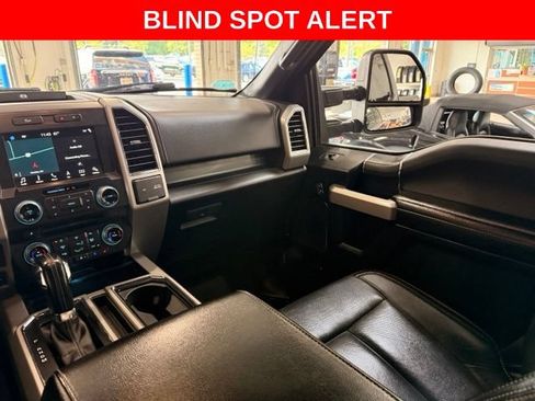 Used 2018 Ford F150 Lariat w/ Equipment Group 502A Luxury AWD/4WD image 22