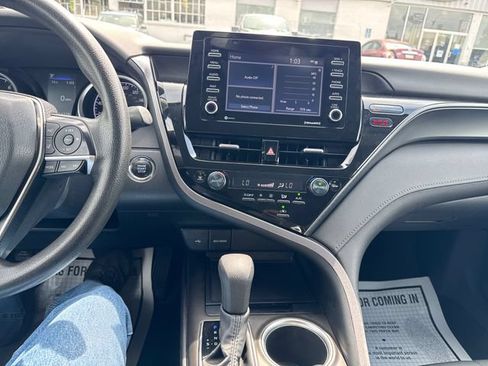 Used 2023 Toyota Camry LE w/ Convenience Package FWD image 20