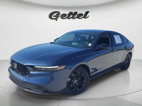 Used 2025 Honda Accord SE image 9