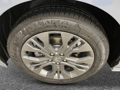 New 2026 Honda Odyssey Touring image 11