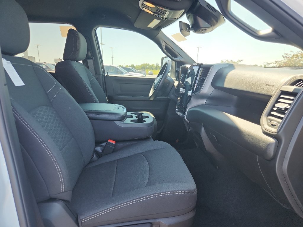 New 2026 RAM 3500 Tradesman AWD/4WD image 25