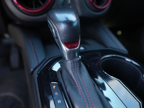 Used 2021 Chevrolet Blazer RS w/ Enhanced Convenience Package image 15