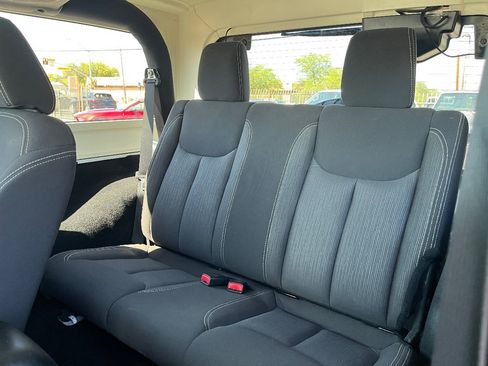Used 2013 Jeep Wrangler Sahara w/ Dual Top Group AWD/4WD image 22