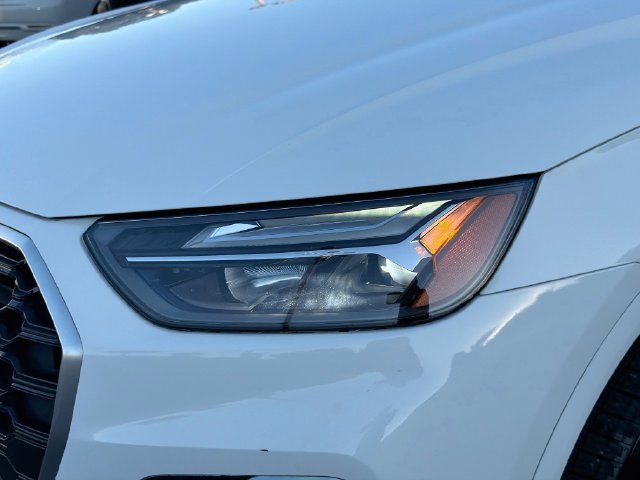 Used 2022 Audi Q5 2.0T Premium w/ Convenience Package AWD/4WD image 8