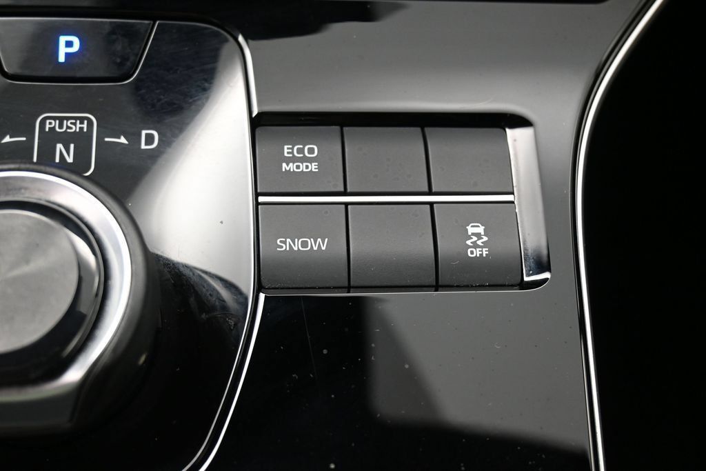 Used 2024 Toyota bZ4X FWD w/ Weather Package image 25