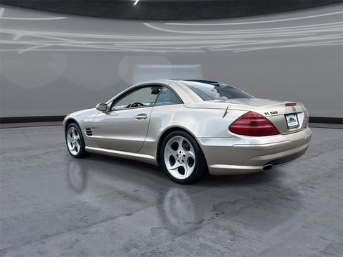 Used 2004 Mercedes-Benz SL 500 image 4