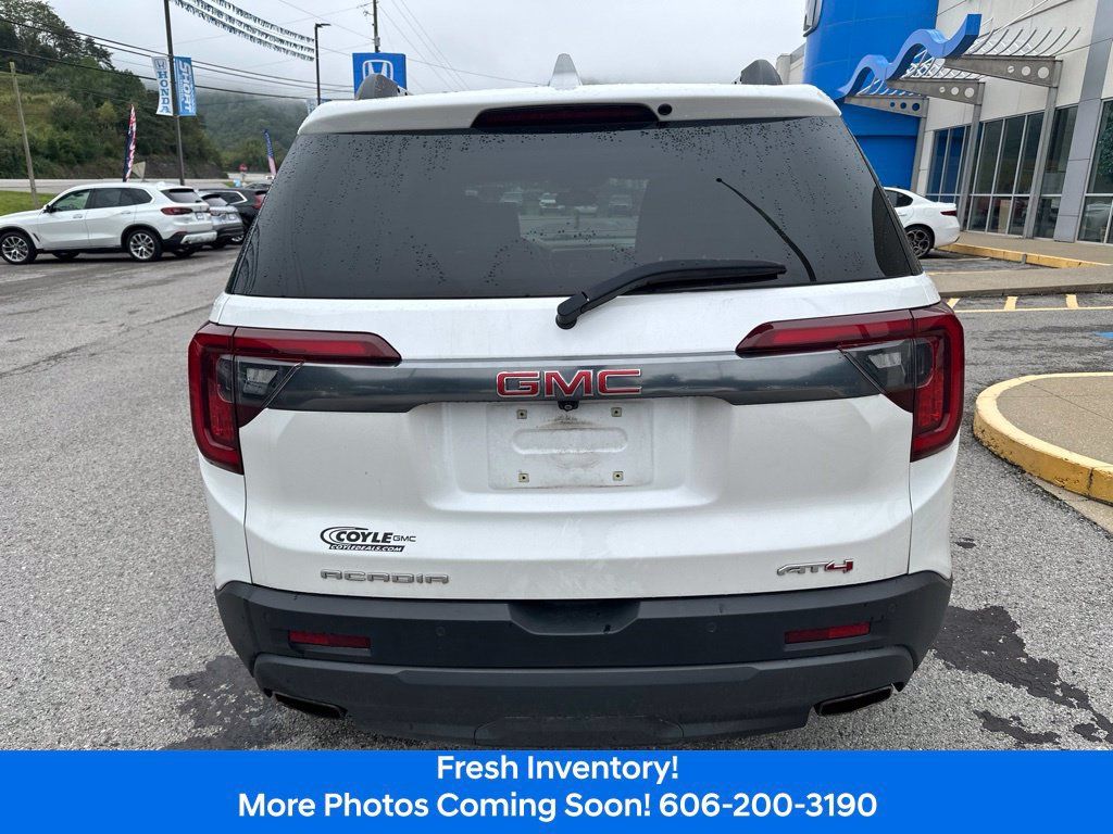 Used 2023 GMC Acadia AT4 w/ Technology Package AWD/4WD image 4