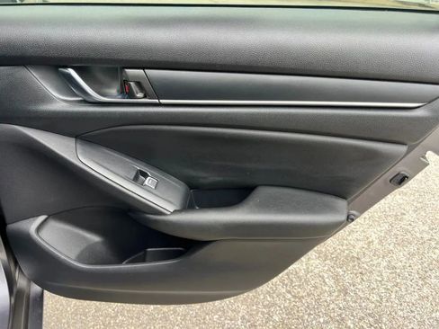 Used 2020 Honda Accord Sport image 18