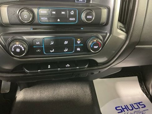 Used 2019 Chevrolet Silverado 1500 LT AWD/4WD image 15