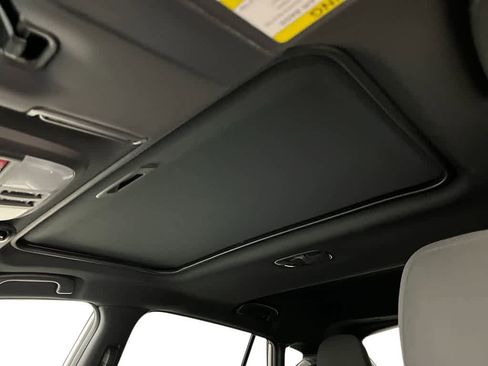 Used 2025 Subaru Crosstrek 2.5i Sport AWD/4WD image 23