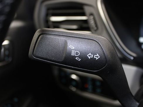 Used 2023 Ford Escape SE w/ PHEV Premium Package image 38