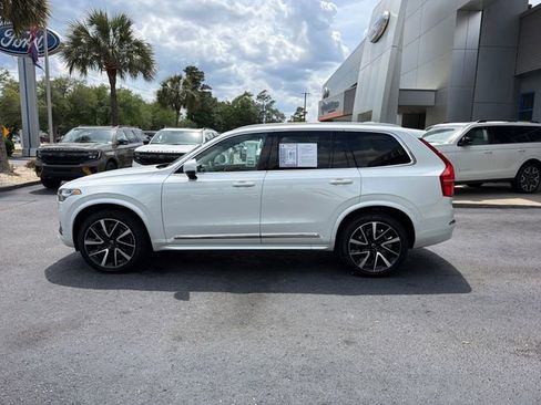 Used 2024 Volvo XC90 B6 Plus w/ Protection Package Premier AWD/4WD image 4