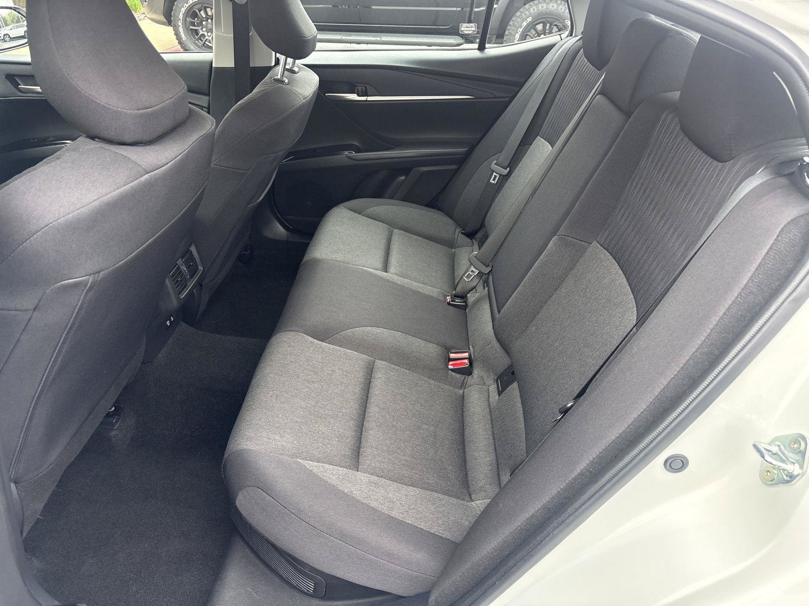 Used 2025 Toyota Camry LE FWD image 10