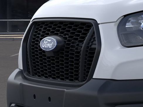 New 2026 Ford Transit 250 148 Medium Roof Extended AWD image 17