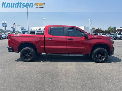 Used 2021 Chevrolet Silverado 1500 LT Trail Boss w/ Bed Protection Package AWD/4WD image 8