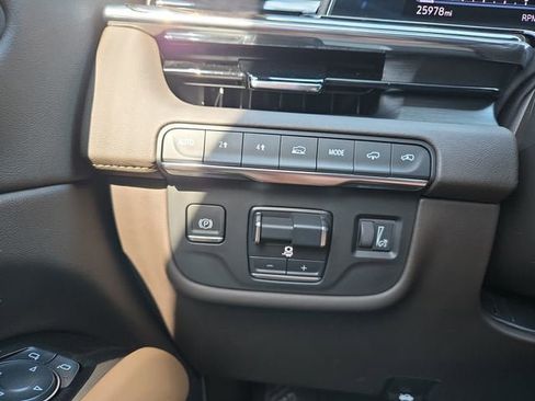 Certified 2024 Cadillac Escalade Sport w/ Touring Package AWD/4WD image 19