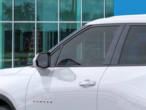New 2025 Chevrolet Blazer LT w/ LPO, Floor Liner Package image 13