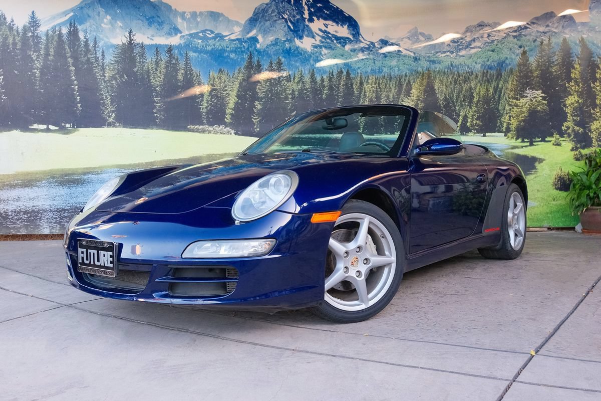 Used 2006 Porsche 911 Carrera RWD image 1