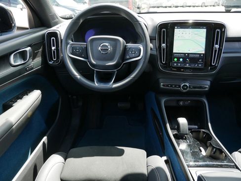 Used 2023 Volvo C40 P8 Recharge Ultimate AWD/4WD image 11