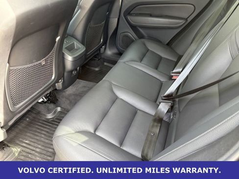 Certified 2023 Volvo XC60 B5 Plus image 32