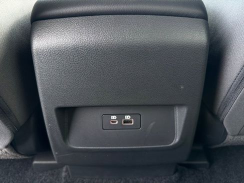 Certified 2025 Nissan Frontier SV image 12