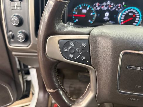 Used 2017 GMC Sierra 2500 Denali w/ Duramax Plus Package AWD/4WD image 28