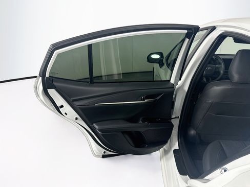 Used 2026 Toyota Camry XSE AWD/4WD image 28