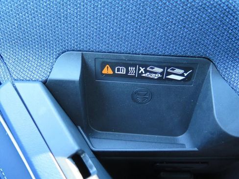 New 2026 Cadillac Optiq Luxury 2 image 15