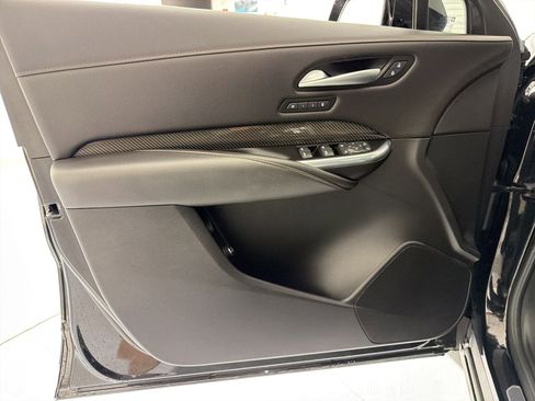 Used 2023 Cadillac XT4 Sport FWD image 23