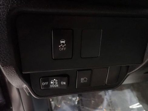 Used 2022 Toyota Tacoma SR image 13