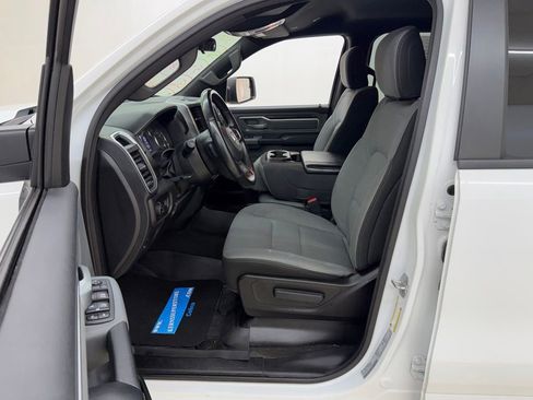 Used 2022 RAM 1500 Big Horn AWD/4WD image 16