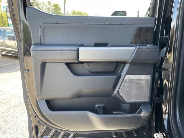 Used 2023 Ford F250 Lariat w/ Black Appearance Package AWD/4WD image 11